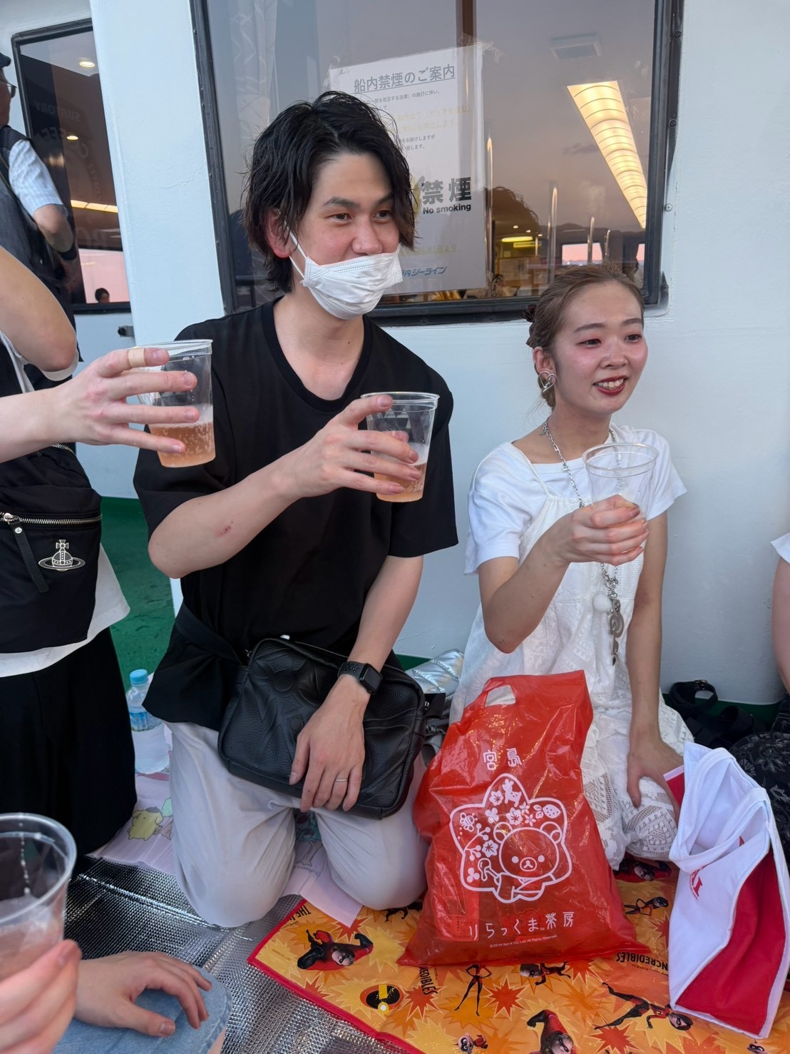 海上宴会スタート
